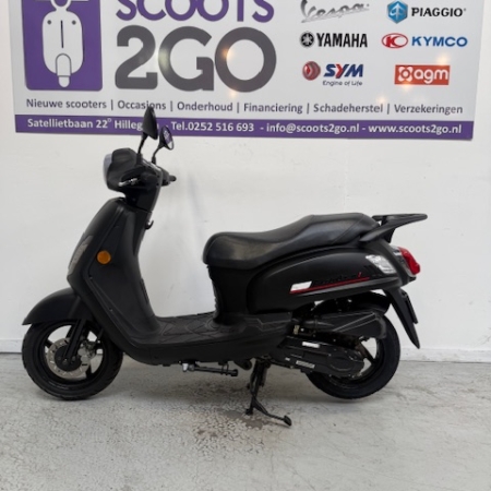 piaggio zip red bull 45km