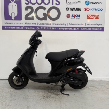 piaggio zip red bull 45km
