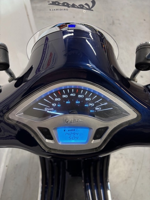 Vespa Primavera 45km - Afbeelding 5