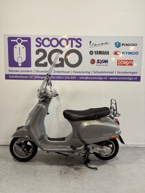 Vespa lx50 45km