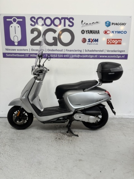 vespa sprint 25/45km (kopie)