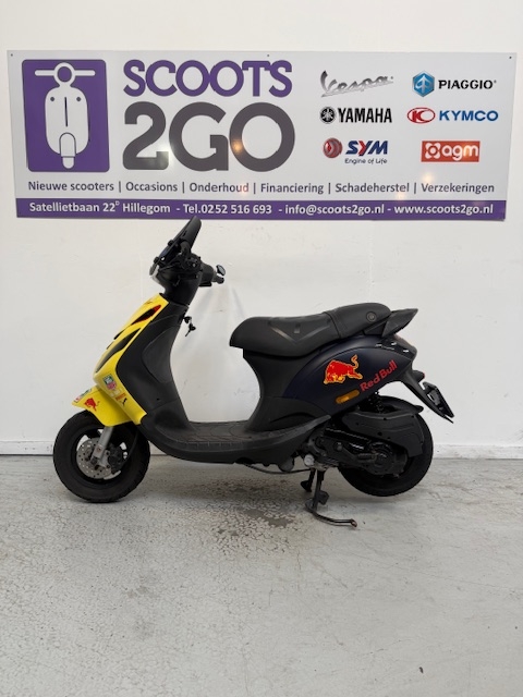 Piaggio Zip Red Bull 45km