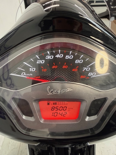 Vespa Primavera 25/45km - Afbeelding 5