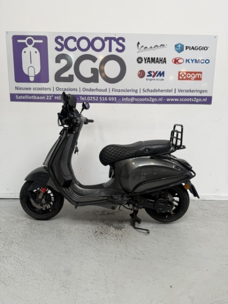 vespa lx50 25km (kopie)